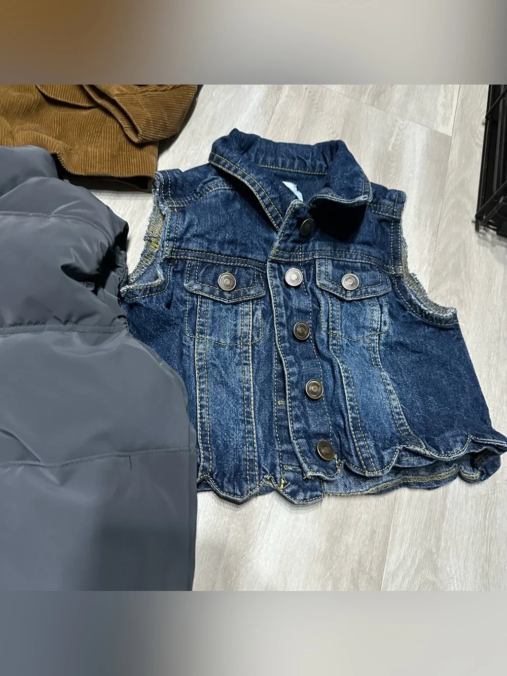 (6) Bundle Lot of Boys Jackets and Vests Sz 2T/3T